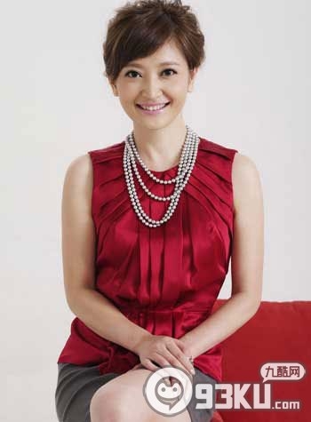 315晚会主持人谢颖颖的老公是谁？谢颖颖个人资料和没戴罩照片