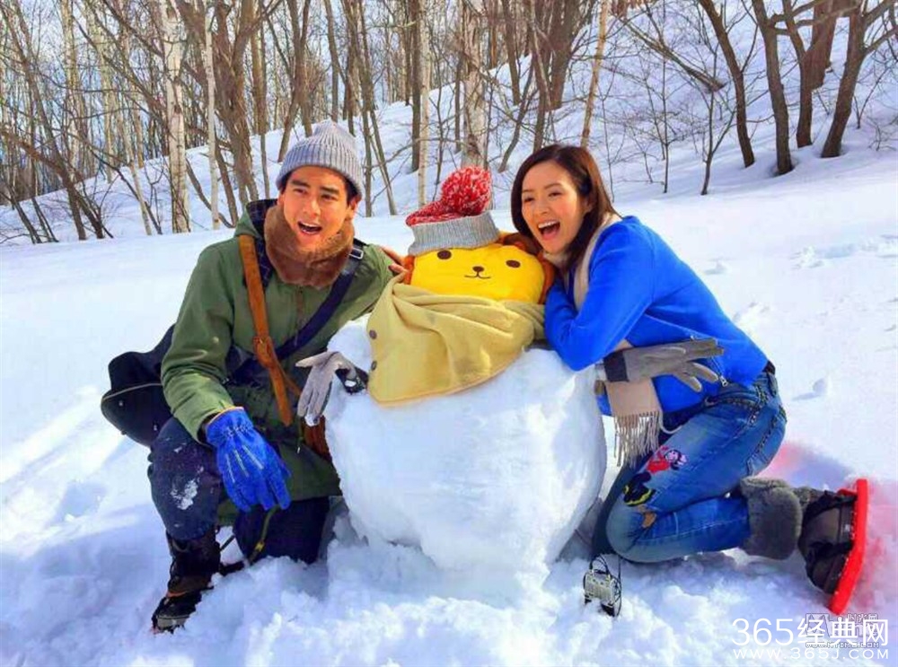 在世界的中心呼唤爱片场曝光_彭于晏背章子怡雪地乐开怀_365经典网