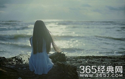 经典个性说说大全：这个年龄，说爱太早