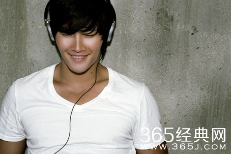 《我是歌手3》突围赛金钟国会帮唱么