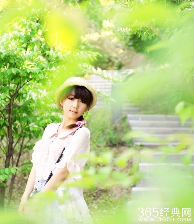 每日笑话段子：你女朋友真漂亮