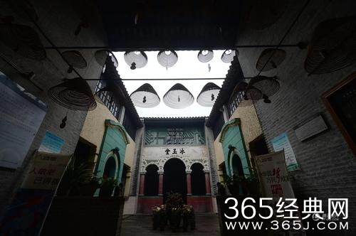 自梳女是什么意思 中国自梳女为什么终身不嫁图片