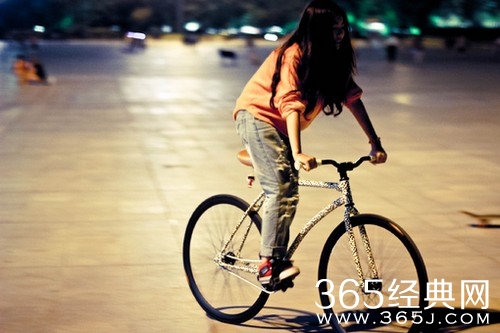 QQ女汉子个性签名