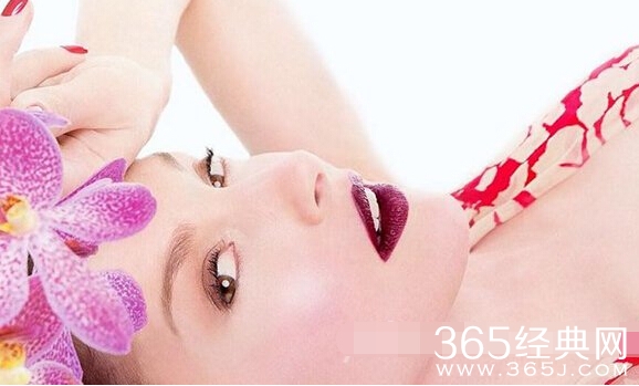 艾希莉·贾德饱受性侵和乱伦之苦_希望对女性侵犯停止_365经典网