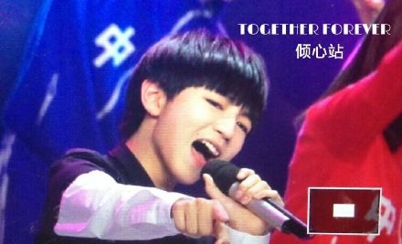 Tfboys0322快乐大本营高清无水印图片