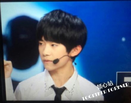 Tfboys0322快乐大本营高清无水印图片