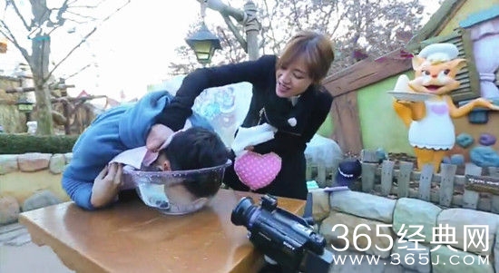 叶一茜田亮《一路上有你》晨练挑战高难度瑜伽