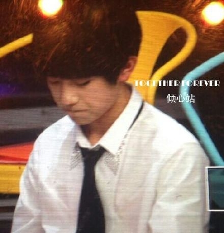 Tfboys0322快乐大本营高清无水印图片