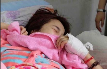 河南女主播被宝马撞成粉碎性骨折肇事司机自首