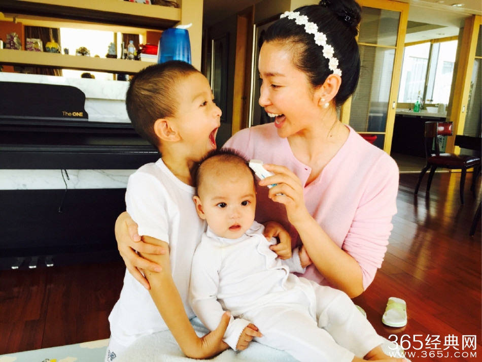 李冰冰可爱外甥曝光