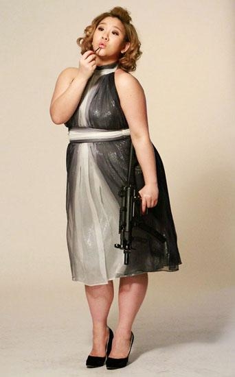 又胖了？180斤郑欣宜近照曝光 身材丰满