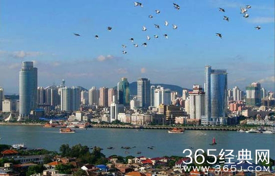 【去国内十大空气质量最佳城市旅游}】