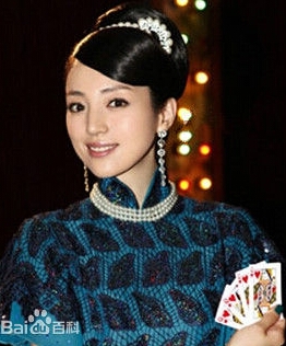 我爷爷和我奶奶的故事蓝影是谁演的 蓝影扮演者董璇资料照片