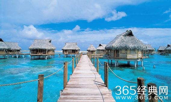 【盘点：全球11座最美的水上洋房}】