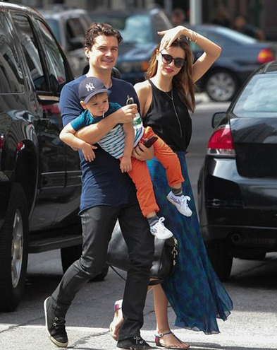 精灵王子奥兰多被曝与前妻可儿仍保持性关系：自称对儿子好