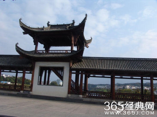 游玩江南小镇 花和景都可兼得