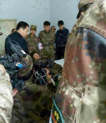 《真正男子汉》王宝强骨折