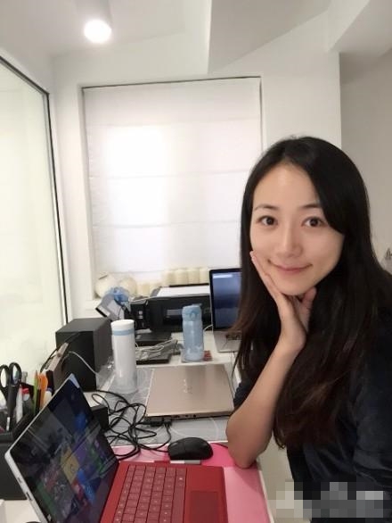 韩雪电脑遇黑屏_连发5条微博控诉微软霸王条款_365经典网