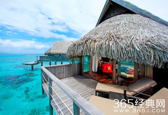 【盘点：全球11座最美的水上洋房}】