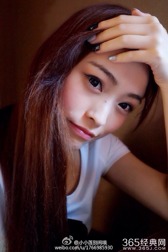 第一女神爆照走红