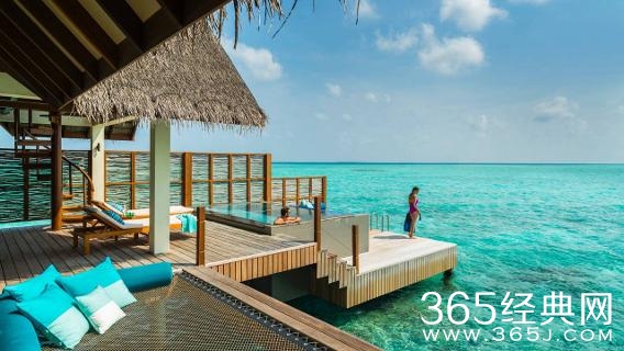 【盘点：全球11座最美的水上洋房}】