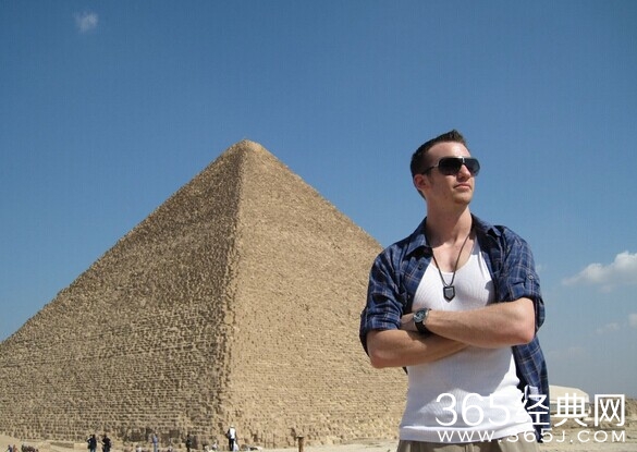 《世界青年说》安龙年龄个人资料国籍微博简介