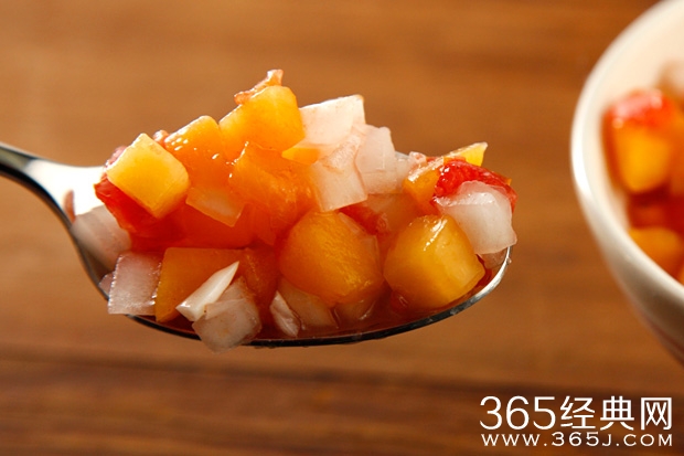 春季西红柿减肥食谱