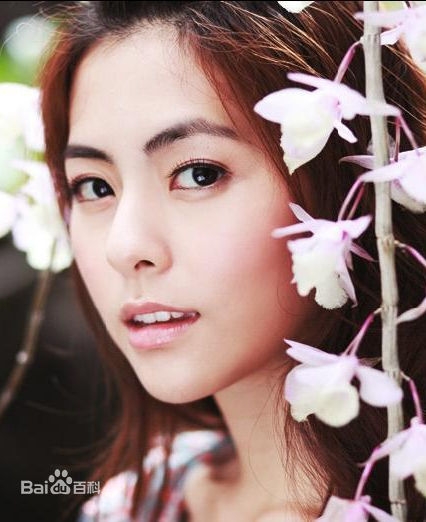 超级大英雄莫涵的扮演者是谁_莫涵最后结局如何_莫涵扮演者任容萱个人资料