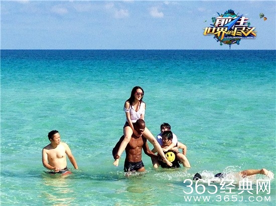 马苏前往世界的尽头上演湿身诱惑 38D胸围傲人身材诱人