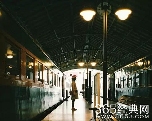 失去，才懂得珍惜； 痛过，方知爱有多深！