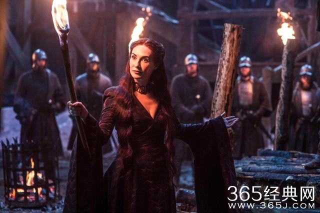 《权力的游戏》剧情剧变 制作人称与原著同结局