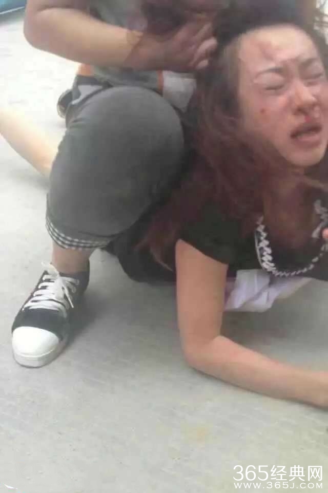 托瓦尔小三课堂遭原配暴打30秒视频在线观看_托瓦尔遭原配暴打视频曝光_365经典网