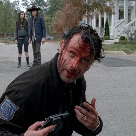 行尸走肉第五季完结剧透_老友再回却迎来敌人侵略_365经典网