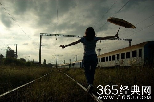 不要等我哭了才说你多么心疼