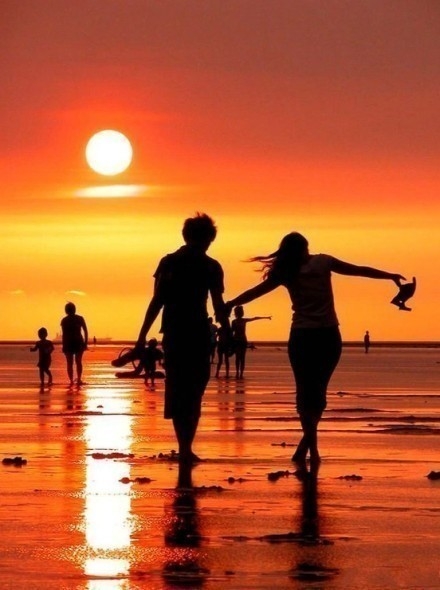 晚安心语150326：大部分的人，只是陪我们走一段路