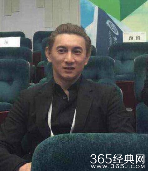 45岁吴奇隆上北大EMBA 成吴秀波学弟