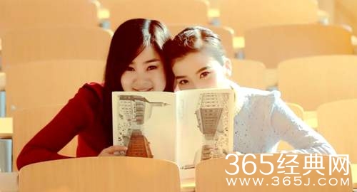 去年我们还在高三，看完有种想哭的冲动