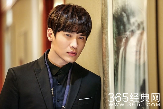 《爱你万缕千丝》方天丘扮演这是谁