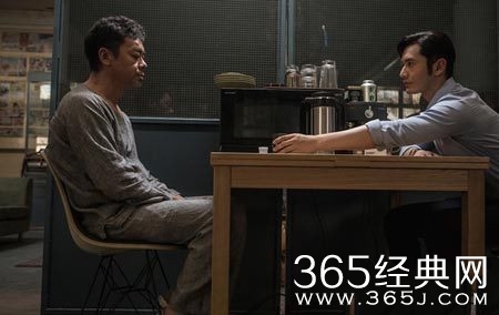 黄晓明《暴疯语》主演现身说法 叫你“药别停”