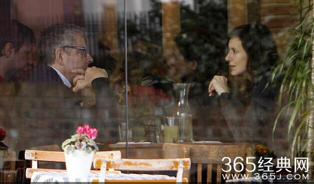 憨豆先生罗文·阿特金森女友是谁 憨豆先生恋小28岁女子 憨豆先生个人资料及女友照片