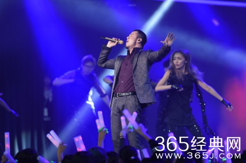 2015第22届东方风云榜颁奖盛典获奖名单 TFBOYS张杰周笔畅