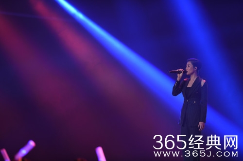 2015第22届东方风云榜颁奖盛典获奖名单 TFBOYS张杰周笔畅（3）