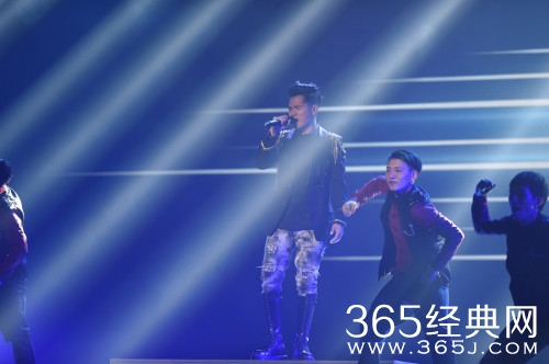 2015第22届东方风云榜颁奖盛典获奖名单 TFBOYS张杰周笔畅（3）