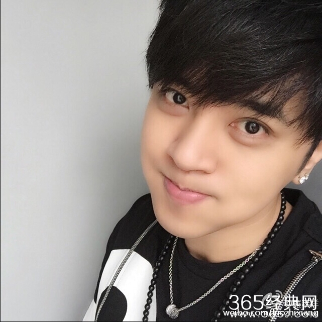 罗志祥受伤了是真的么_罗志祥微博晒左手臂受伤照片_罗志祥到底有没有受伤