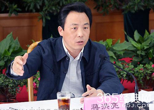 蒋洪亮为什么跳塔自杀和现场图 无锡市委副书记蒋洪亮个人简历