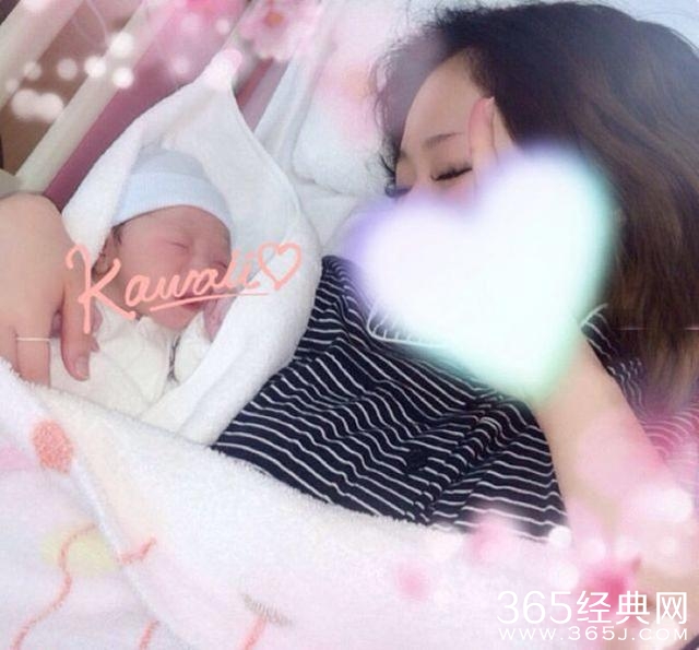 日本17岁模特堀铃香儿子照片名字 堀铃香老公资料照片年龄两人相差几岁