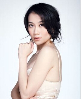 《边城汉子》张正英是谁演的 张正英扮演者温峥嵘资料照片