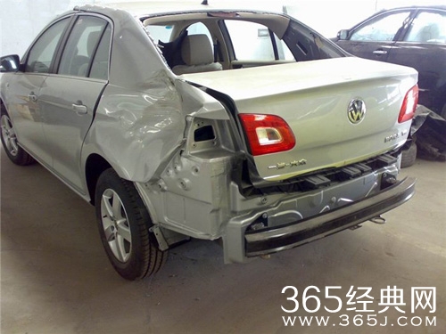 新款大众宝来被曝无防撞梁_当遇到追尾时十分危险_365经典网
