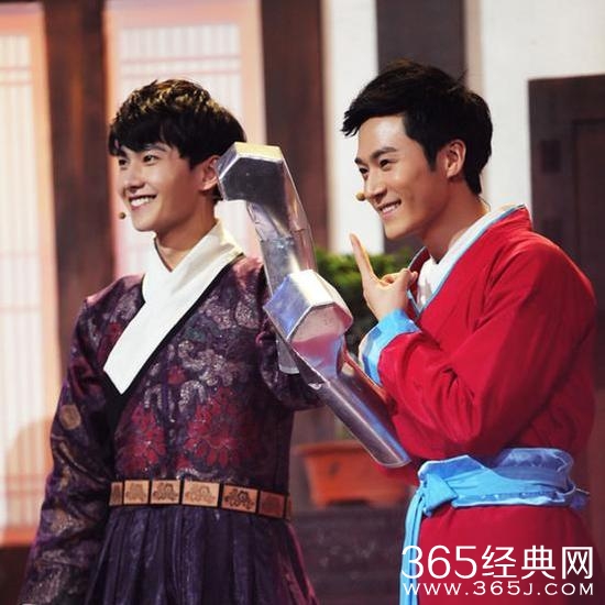 《我们都爱笑》20150402期预告:三位名捕来战 “一字马”hold住全场