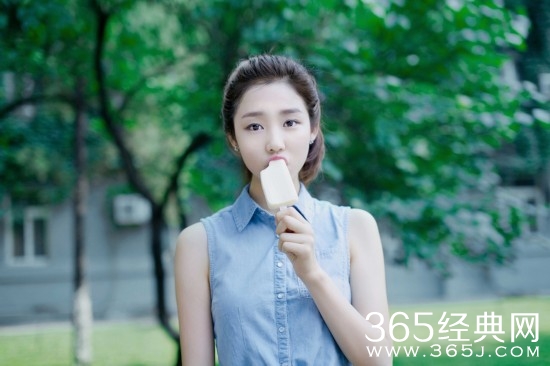 雪糕妹妹李炫臻精美生活私照